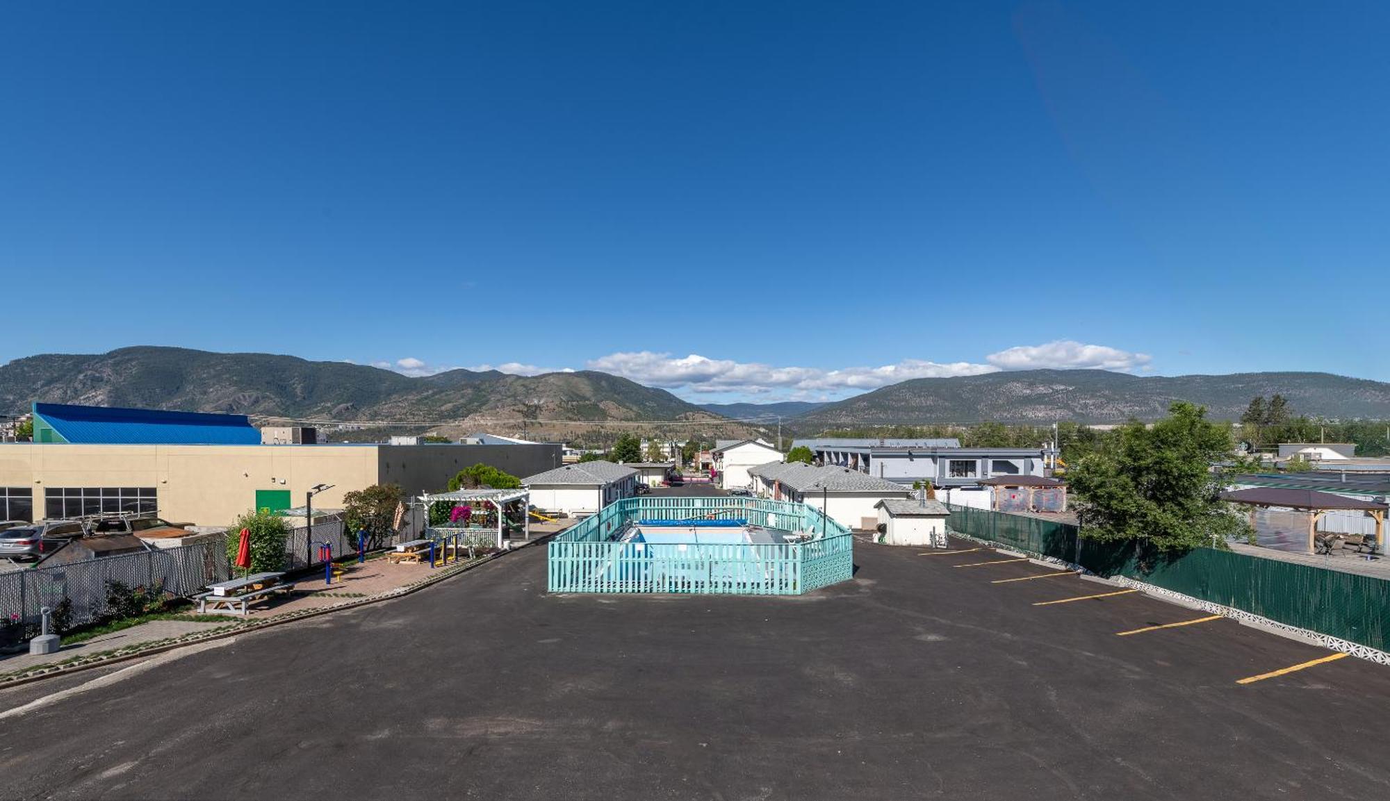 5000 Motel Penticton Buitenkant foto
