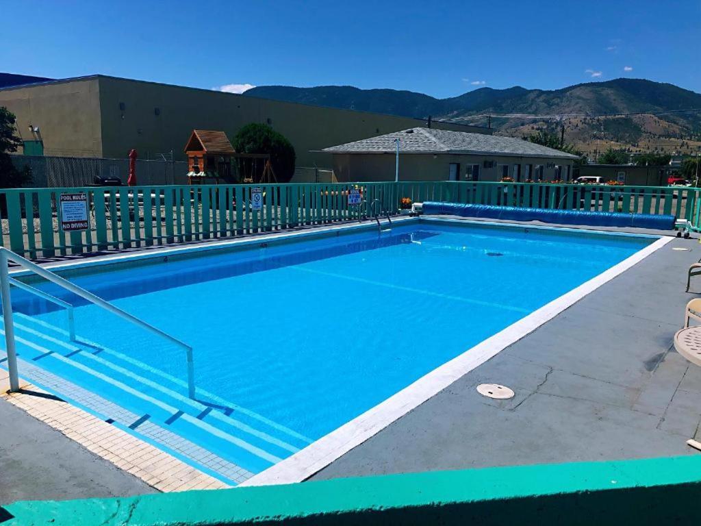 5000 Motel Penticton Buitenkant foto